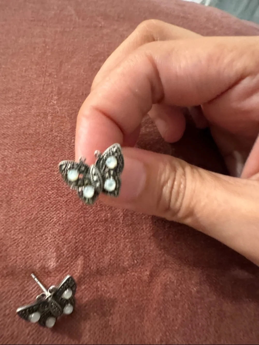 N/A earrings